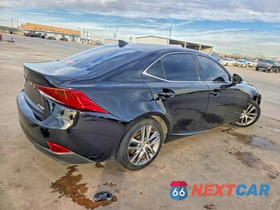 Trzecie zdjęcie samochodu z tyłu: 2020 LEXUS IS 300 BASE VIN:JTHAA1D21L5108541 - miniatura