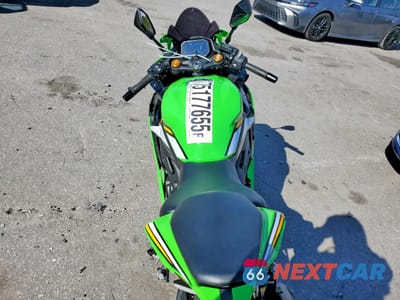 Zdjęcie 6 z 10 samochodu: 2025 KAWASAKI ZX400 VIN:ML5ZXCS1XSDA41397 - miniatura