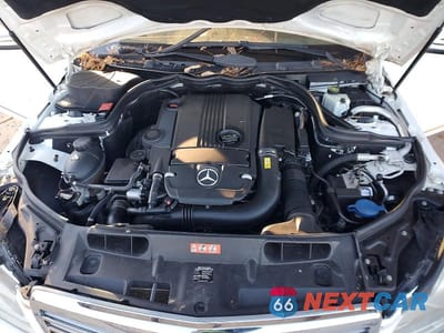 Zdjęcie 11 z 12 samochodu: 2013 MERCEDES-BENZ C 250 VIN:WDDGF4HB2DA780034 - miniatura