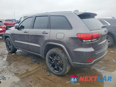 Drugie zdjęcie samochodu z przodu: 2018 JEEP GRAND CHEROKEE LAREDO VIN:1C4RJFAG4JC103702 - miniatura