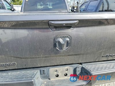 Zdjęcie 10 z 13 samochodu: 2023 RAM 3500 BIG HORN VIN:3C63RRHL3PG509261 - miniatura