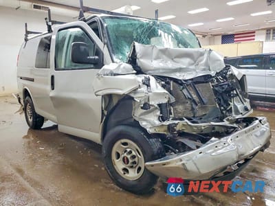 Czwarte zdjęcie samochodu z boku: 2018 GMC SAVANA G2500 UTILITY / SERVICE VAN VIN:1GTW7AFP0J1185470 - miniatura