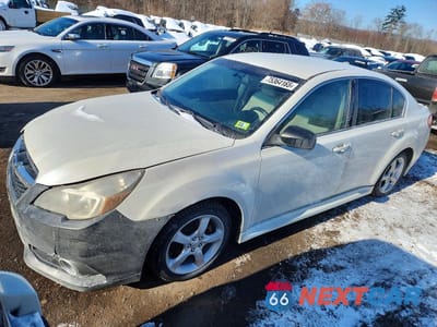 2014 SUBARU LEGACY 2.5I 4S3BMBA6XE3032892 - główne zdjęcie licytacji z USA - miniatura