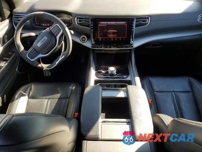 Zdjęcie 8 z 12 samochodu: 2025 JEEP WAGONEER LL SERIES I VIN:1C4SJVAP7SS505104 - miniatura