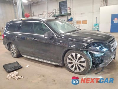 Czwarte zdjęcie samochodu z boku: 2017 MERCEDES-BENZ GLS 450 4MATIC VIN:4JGDF6EE7HA812565 - miniatura
