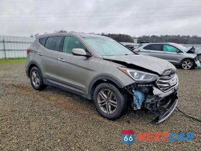 Czwarte zdjęcie samochodu z boku: 2017 HYUNDAI SANTA FE SPORT 2.4L VIN:5NMZTDLBXHH002336 - miniatura