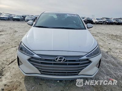 Piąte zdjęcie samochodu w środku: 2020 HYUNDAI ELANTRA SEL VIN:5NPD84LF5LH630332 - miniatura