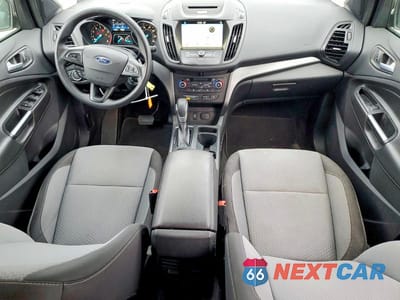 Zdjęcie 8 z 13 samochodu: 2018 FORD ESCAPE SE VIN:1FMCU0GD0JUA31247 - miniatura