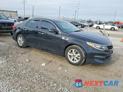 Czwarte zdjęcie samochodu z boku: 2016 KIA OPTIMA LX VIN:5XXGT4L37GG025778 - miniatura