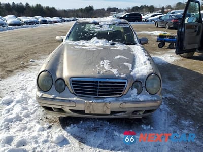 Piąte zdjęcie samochodu w środku: 2000 MERCEDES-BENZ E 320 VIN:WDBJF65J1YB103059 - miniatura