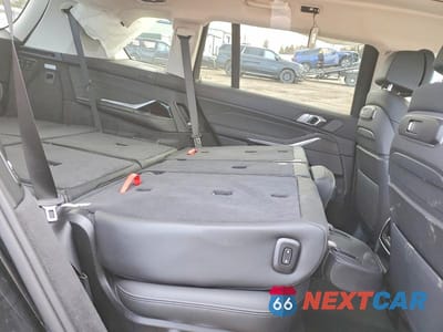 Zdjęcie 11 z 12 samochodu: 2026 BMW X7 XDRIVE40I VIN:5UX23EM0XT9158349 - miniatura