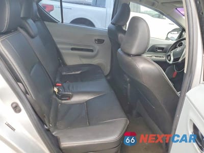 Zdjęcie 10 z 11 samochodu: 2013 TOYOTA PRIUS C FOUR VIN:JTDKDTB35D1047658 - miniatura