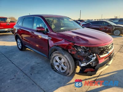 Czwarte zdjęcie samochodu z boku: 2022 KIA SORENTO LX VIN:5XYRG4LCXNG110443 - miniatura