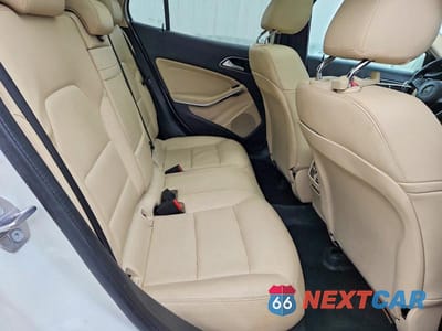 Zdjęcie 10 z 12 samochodu: 2018 MERCEDES-BENZ GLA 250 4MATIC VIN:WDCTG4GB5JJ491811 - miniatura