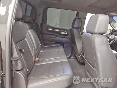 Zdjęcie 10 z 12 samochodu: 2023 GMC SIERRA C1500 SLT VIN:3GTPHDE80PG341689 - miniatura