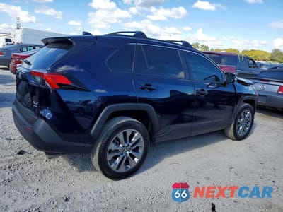 Trzecie zdjęcie samochodu z tyłu: 2025 TOYOTA RAV4 XLE PREMIUM VIN:2T3A1RFV0SW557532 - miniatura