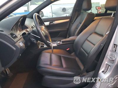 Zdjęcie 13 z 22 samochodu: 2009 MERCEDES-BENZ C 300 VIN:WDDGF54XX9R074526 - miniatura