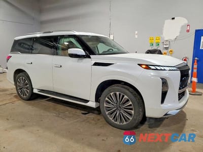 Czwarte zdjęcie samochodu z boku: 2025 INFINITI QX80 SENSORY VIN:JN8AZ3DE1S9702073 - miniatura