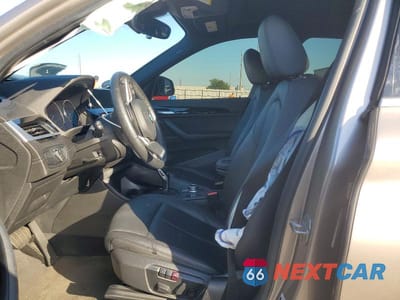 Zdjęcie 7 z 13 samochodu: 2021 BMW X1 SDRIVE28I VIN:WBXJG7C05M5S14918 - miniatura