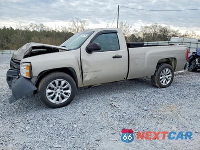 2007 CHEVROLET SILVERADO C1500 1GCEC14097E567253 - główne zdjęcie licytacji z USA - miniatura