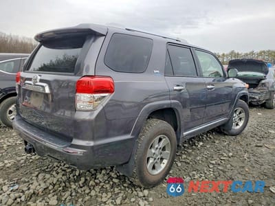 Trzecie zdjęcie samochodu z tyłu: 2013 TOYOTA 4RUNNER SR5 VIN:JTEBU5JR9D5129611 - miniatura