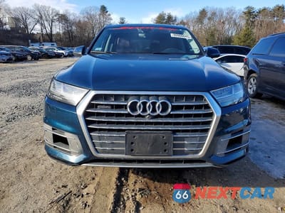 Piąte zdjęcie samochodu w środku: 2019 AUDI Q7 PREMIUM PLUS VIN:WA1LAAF73KD004005 - miniatura