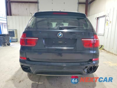 Zdjęcie 6 z 13 samochodu: 2013 BMW X5 XDRIVE50I VIN:5UXZV8C51D0C15957 - miniatura