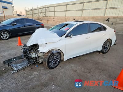 2024 KIA FORTE GT LINE 3KPF54AD6RE747594 - główne zdjęcie licytacji z USA - miniatura
