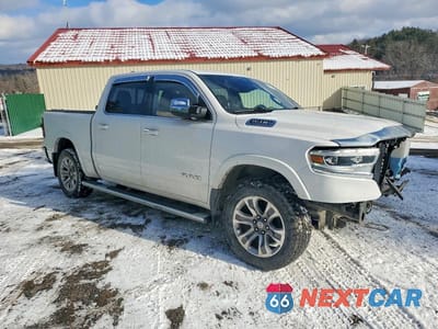 Czwarte zdjęcie samochodu z boku: 2023 RAM 1500 LONGHORN VIN:1C6SRFKT6PN521592 - miniatura