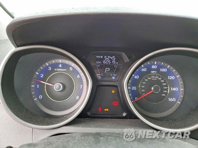 Zdjęcie 9 z 12 samochodu: 2011 HYUNDAI ELANTRA VIN:KMHDH4AE0BU142366 - miniatura