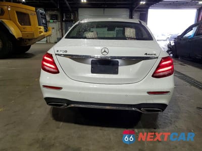 Zdjęcie 6 z 11 samochodu: 2018 MERCEDES-BENZ E 300 4MATIC VIN:WDDZF4KB3JA311340 - miniatura