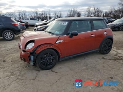 2013 MINI COOPER S WMWSV3C50DT475880 - główne zdjęcie licytacji z USA - miniatura