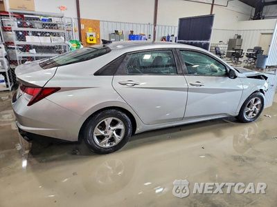 Trzecie zdjęcie samochodu z tyłu: 2021 HYUNDAI ELANTRA SE VIN:5NPLL4AG6MH052815 - miniatura