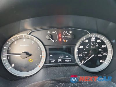 Zdjęcie 9 z 12 samochodu: 2013 NISSAN SENTRA S VIN:3N1AB7AP4DL716267 - miniatura