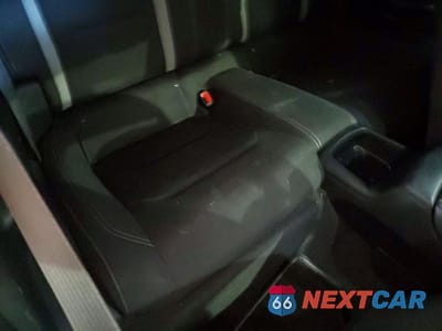 Zdjęcie 10 z 12 samochodu: 2019 CHEVROLET CAMARO LS VIN:1G1FB1RX6K0114882 - miniatura