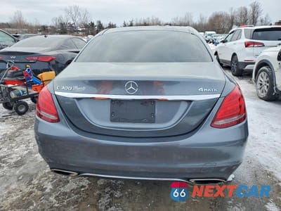 Zdjęcie 6 z 12 samochodu: 2017 MERCEDES-BENZ C 300 4MATIC VIN:55SWF4KB4HU183297 - miniatura