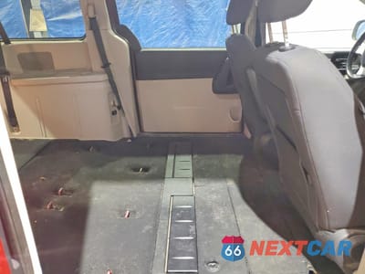 Zdjęcie 11 z 14 samochodu: 2008 DODGE GRAND CARAVAN SXT VIN:1D8HN54P98B167015 - miniatura