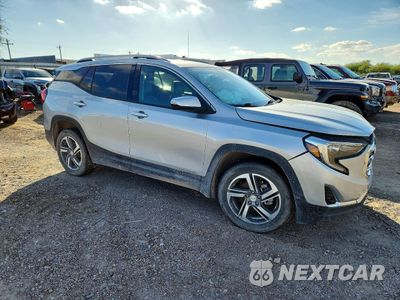 Czwarte zdjęcie samochodu z boku: 2020 GMC TERRAIN SLT VIN:3GKALVEV3LL246341 - miniatura