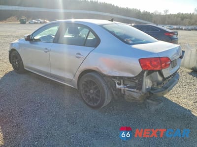 Drugie zdjęcie samochodu z przodu: 2011 VOLKSWAGEN JETTA SE VIN:3VWDZ7AJ1BM349334 - miniatura
