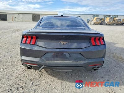 Zdjęcie 6 z 12 samochodu: 2024 FORD MUSTANG VIN:1FA6P8TH4R5117804 - miniatura