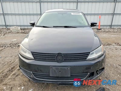 Piąte zdjęcie samochodu w środku: 2013 VOLKSWAGEN JETTA SE VIN:3VWDP7AJ1DM224195 - miniatura