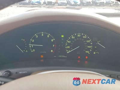 Zdjęcie 9 z 12 samochodu: 1995 LEXUS LS 400 VIN:JT8UF22E3S0035394 - miniatura