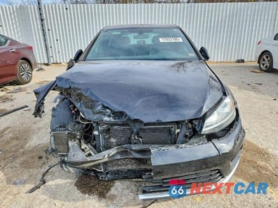 Piąte zdjęcie samochodu w środku: 2017 VOLKSWAGEN GOLF R VIN:WVWVF7AUXHW044076 - miniatura