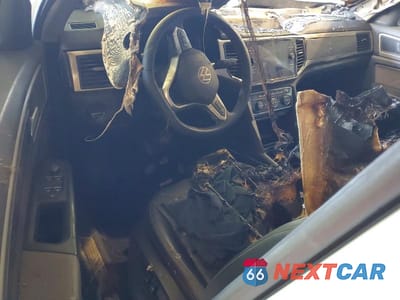 Zdjęcie 8 z 11 samochodu: 2023 VOLKSWAGEN ATLAS SE VIN:1V2HR2CAXPC509495 - miniatura