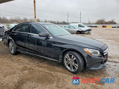 Czwarte zdjęcie samochodu z boku: 2016 MERCEDES-BENZ C 300 4MATIC VIN:55SWF4KB4GU138052 - miniatura