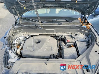 Zdjęcie 12 z 13 samochodu: 2021 VOLVO XC90 T5 MOMENTUM VIN:YV4102PK6M1715708 - miniatura