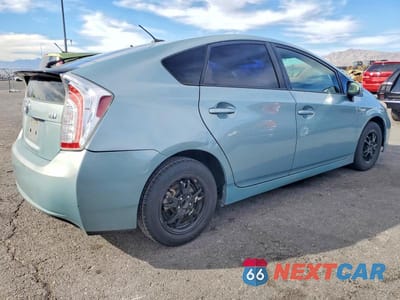 Trzecie zdjęcie samochodu z tyłu: 2013 TOYOTA PRIUS VIN:JTDKN3DU8D5664841 - miniatura