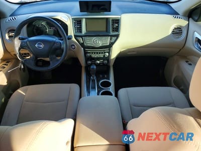 Zdjęcie 8 z 12 samochodu: 2016 NISSAN PATHFINDER S VIN:5N1AR2MN0GC614255 - miniatura
