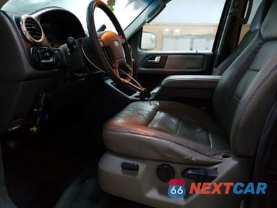 Zdjęcie 7 z 12 samochodu: 2003 FORD EXPEDITION XLT VIN:1FMPU16LX3LA61607 - miniatura