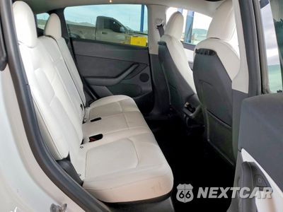 Zdjęcie 11 z 15 samochodu: 2022 TESLA MODEL Y VIN:7SAYGDEFXNF362660 - miniatura